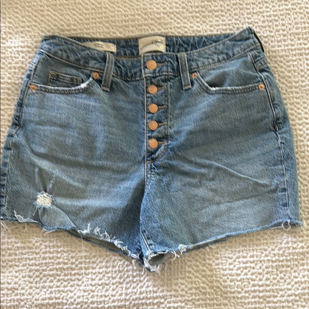 Universal Thread (4) denim Shorts with Button Detail